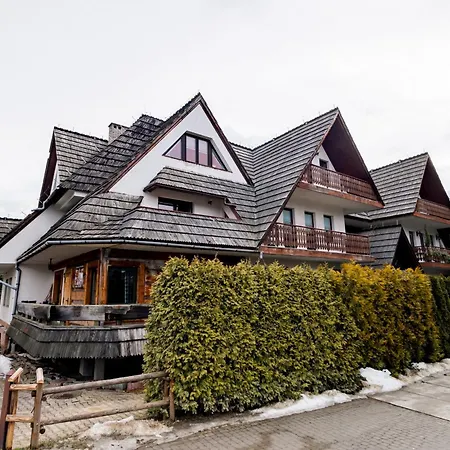 Rodzinny Tatra Giewont View Skibówki 11a By Rentilopl *